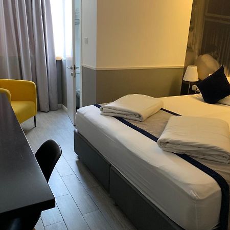 Kikar Boutique Hotel Netanja Buitenkant foto